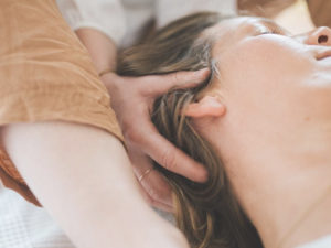 Thai Massage Workshop: Schultern & Nacken | So, 09.02.24, 15-18 Uhr